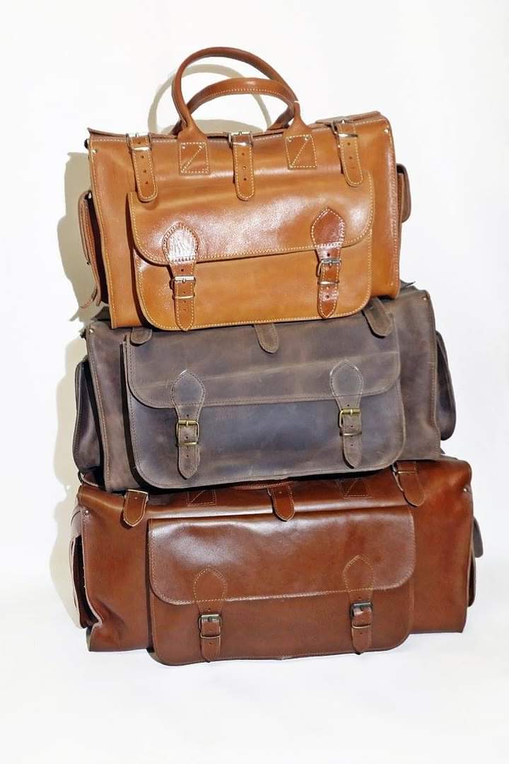 Bag Vorbestellung - Herbst 2023 - aus kretanischem Leder in Bio-Qualität