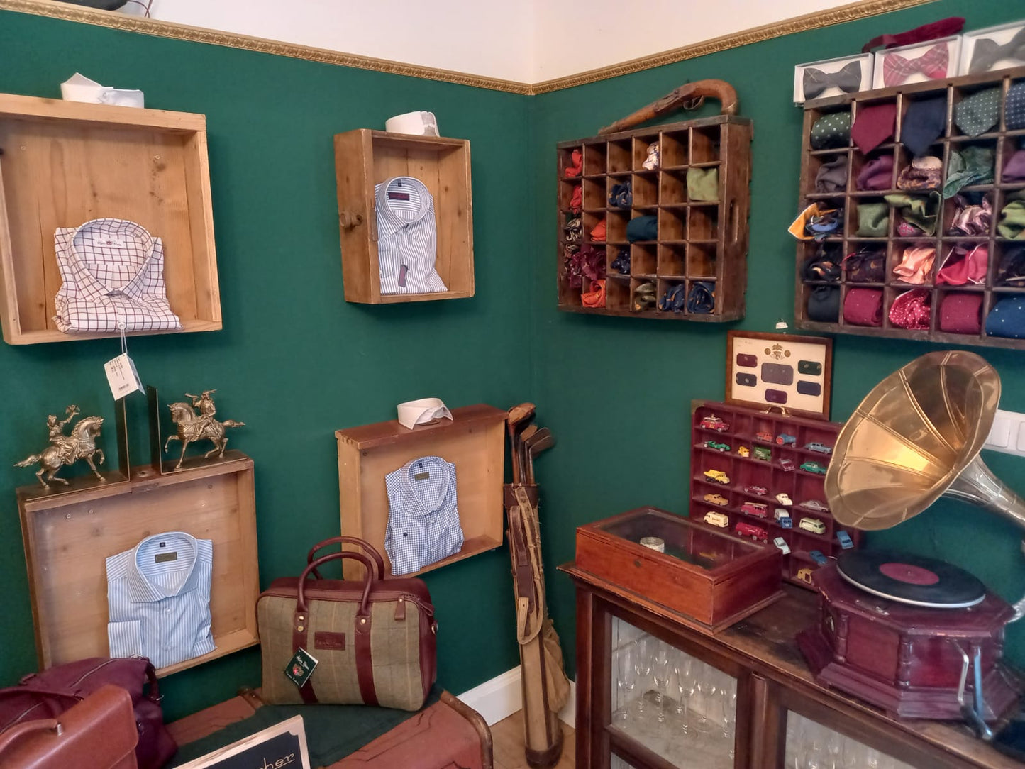 Zeitlos schöne - KOMMODE /dresser - ggf. Renaissance