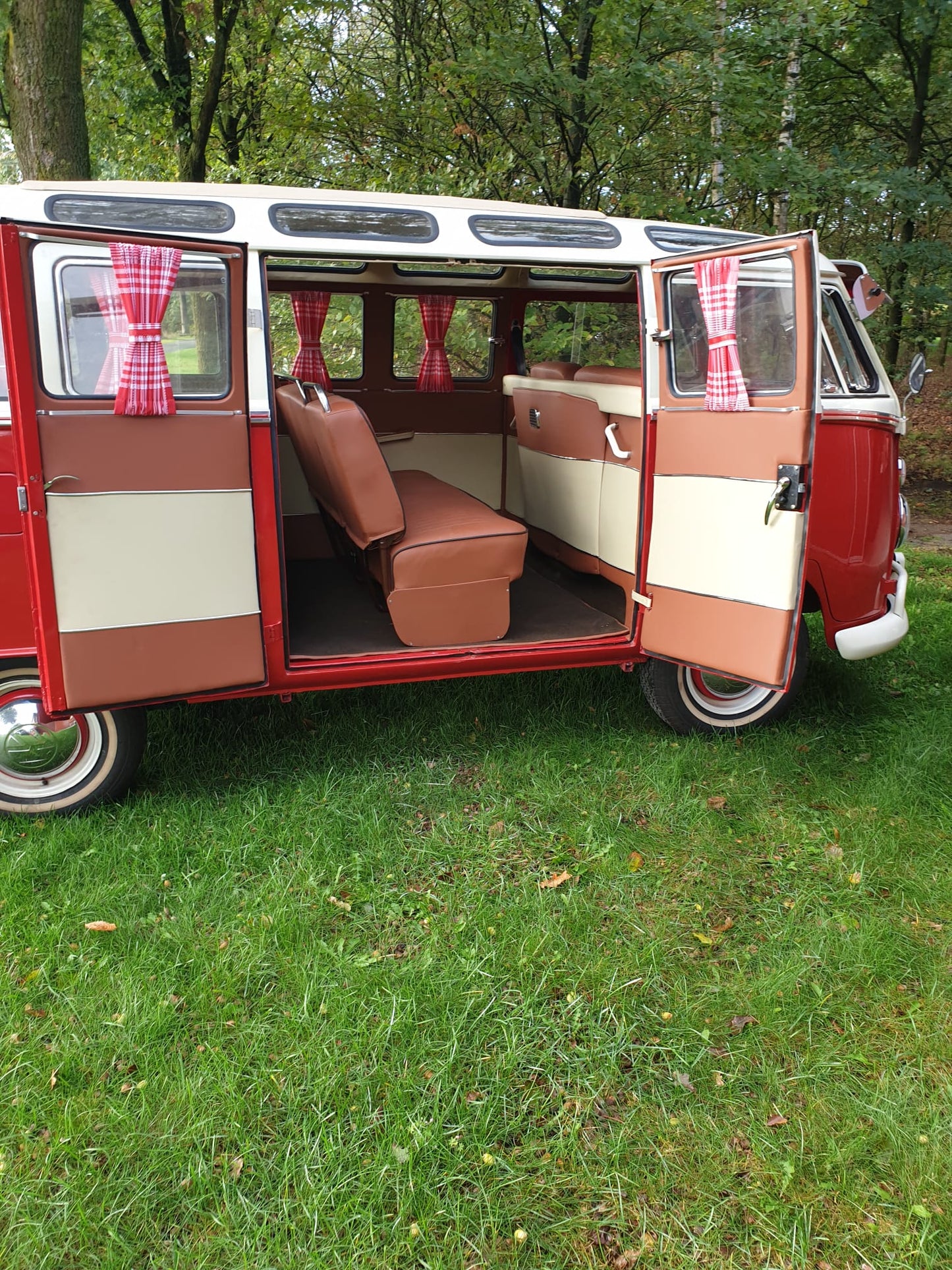 Zeitloses Fahren - VW /T1 & T1 Samba-Umbau