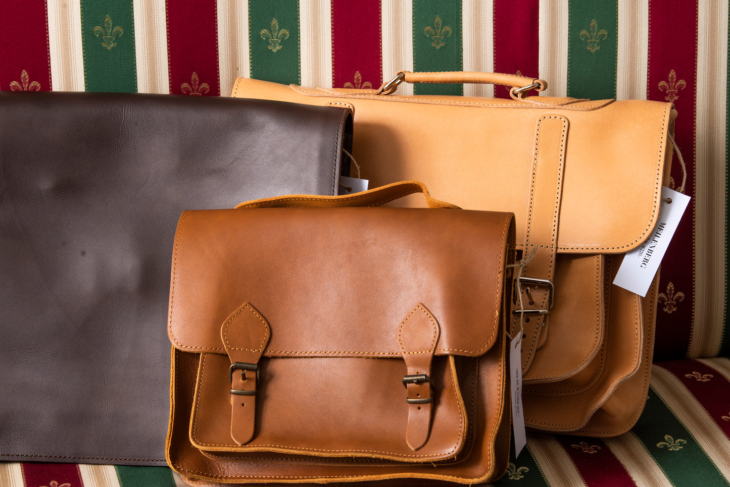 Bag Vorbestellung - Herbst 2023 - aus kretanischem Leder in Bio-Qualität